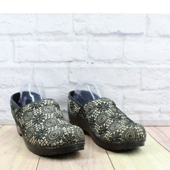 Sanita Multicolor Faux Leather Floral Pattern Slip on Clogs Size 10.5-11 - Picture 3 of 8